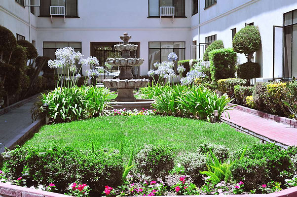 12415 courtyard 3