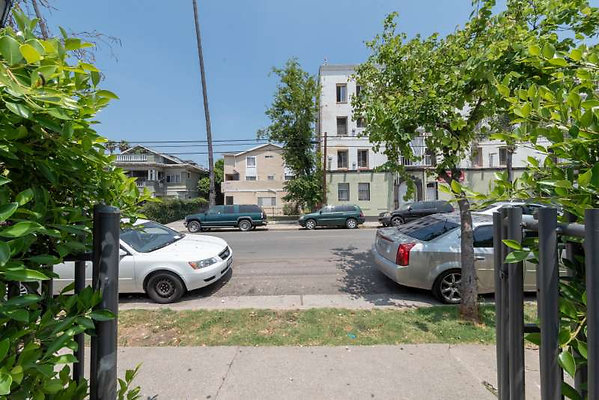 11624 apt 7