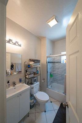 11624 apt 26