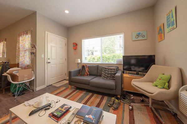 11624 apt 12