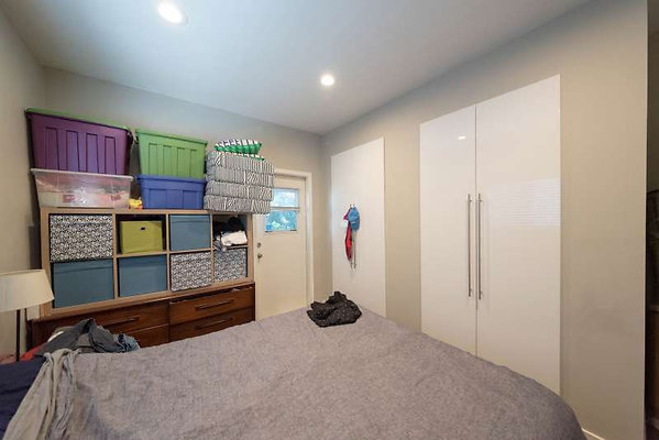 11624 apt 23