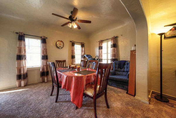 10972 dining 3