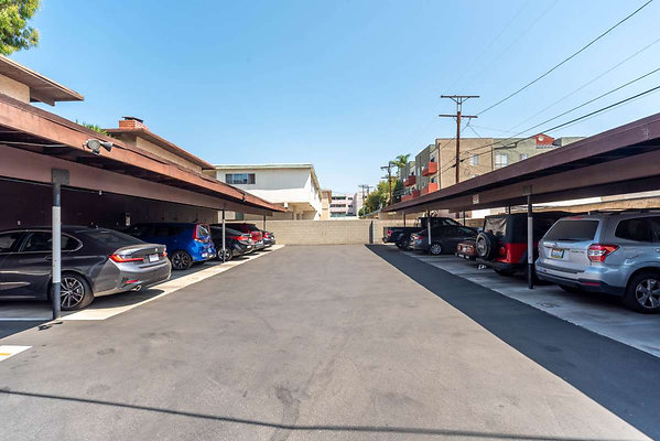 12414 parking 4