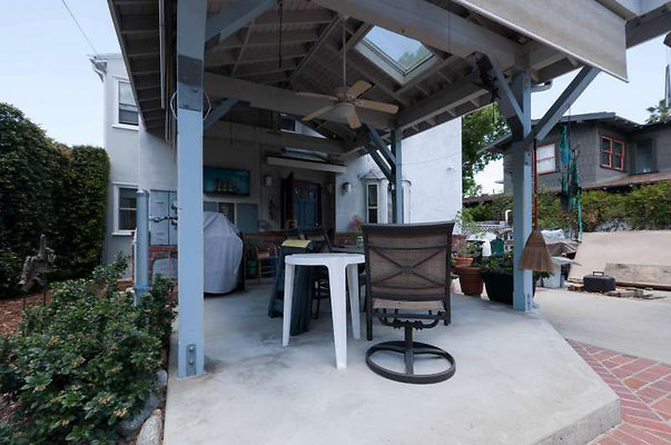 10607 patio 8