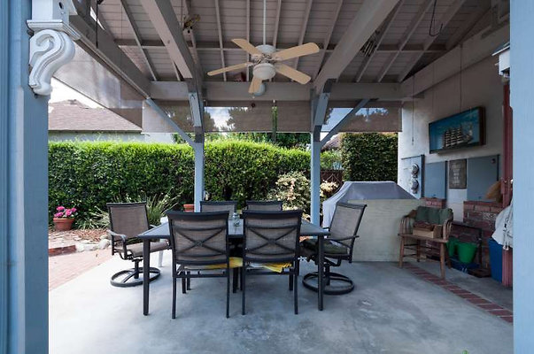 10607 patio 1