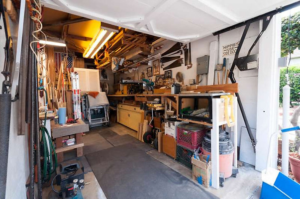 10607 garage 3