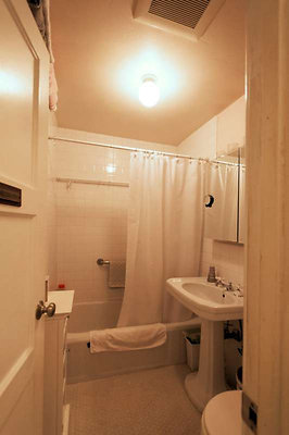 10607 bath 2