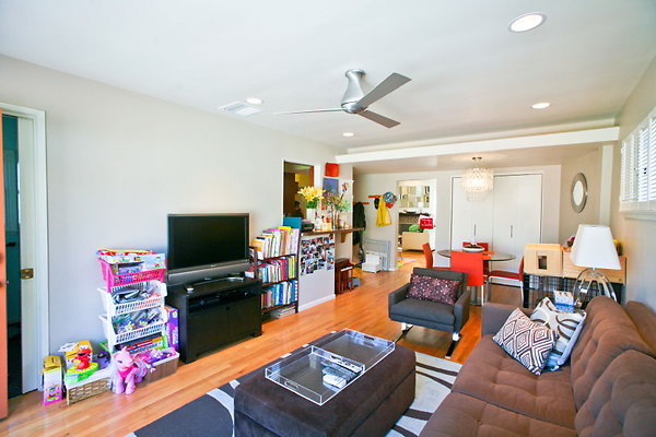 Family Room 0027 1