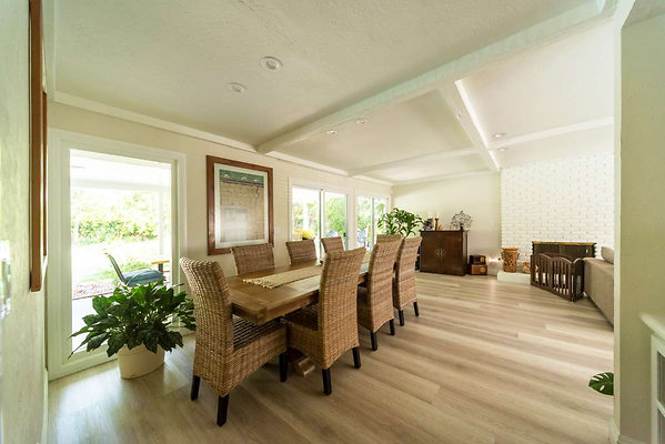 12714 dining 1