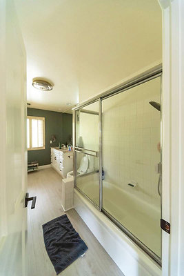 12714 bath 1