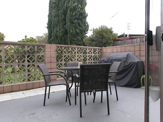 8514 balcony 3