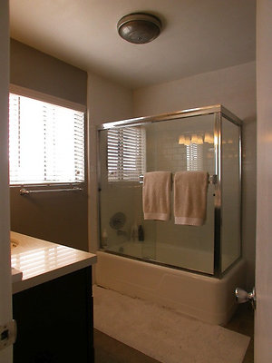 8514 bath 2