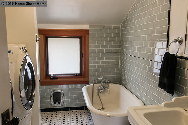 30master-bathroom