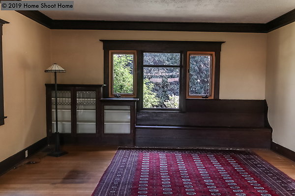 04living-room