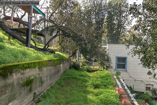48upper-backyard-reverse