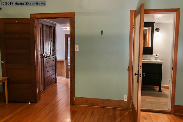 34master-bedroom-reverse