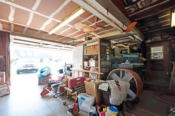 10822 garage 2