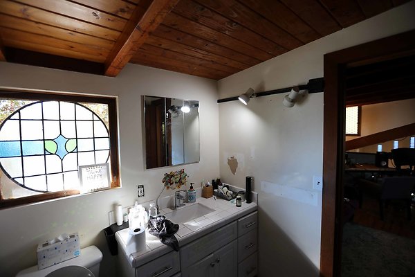 452A Master Bathroom 0099