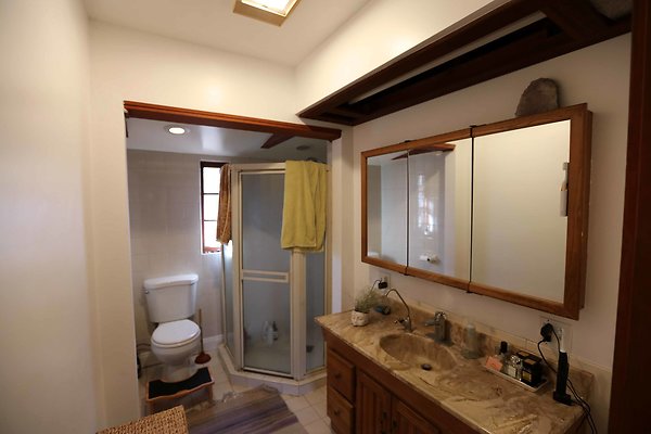 452A Bathroom2 0075