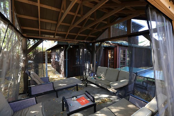 452A Pergola 0025