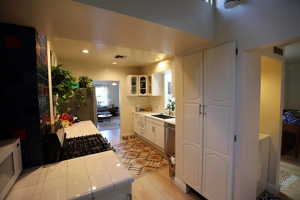 452A Kitchen 0046