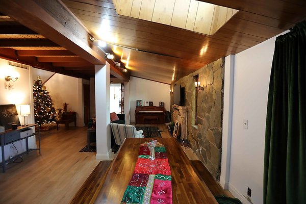 452A Dining Area &amp; Family Room 0067