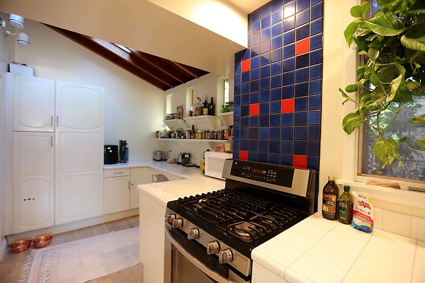 452A Kitchen 0050