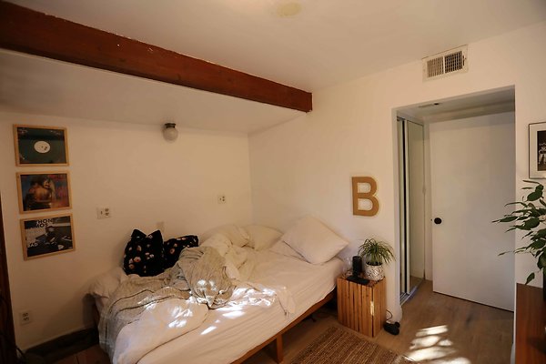452A Bedroom3 0079