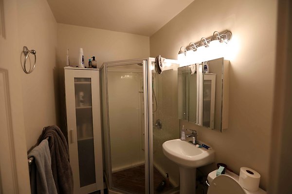 452A Bathroom1 0087