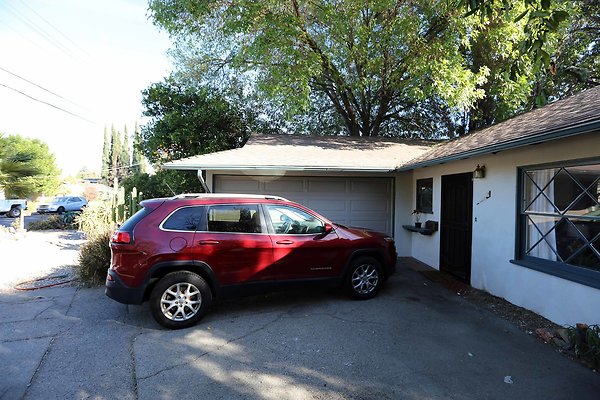 452A Garage Ext 0010