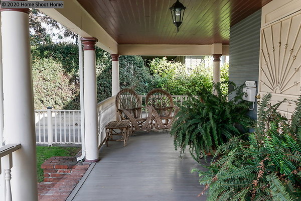 36front-porch-reverse