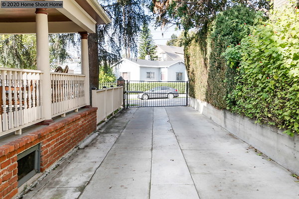 43driveway-reverse