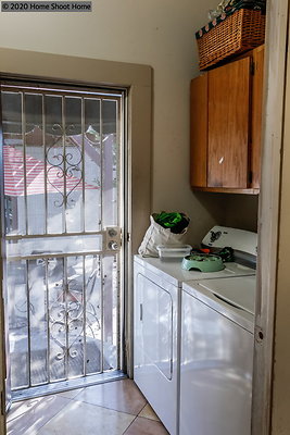 12laundry-room