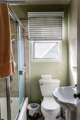 21bathroom