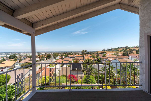 12828 balcony 1