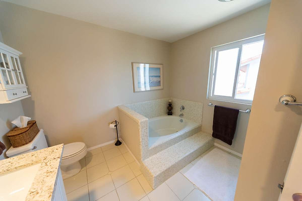 12828 bath 2