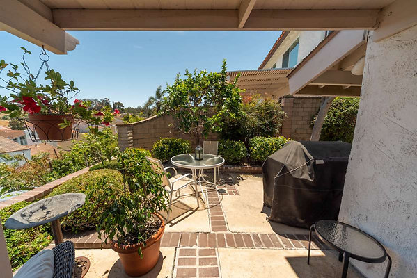 12828 balcony 9