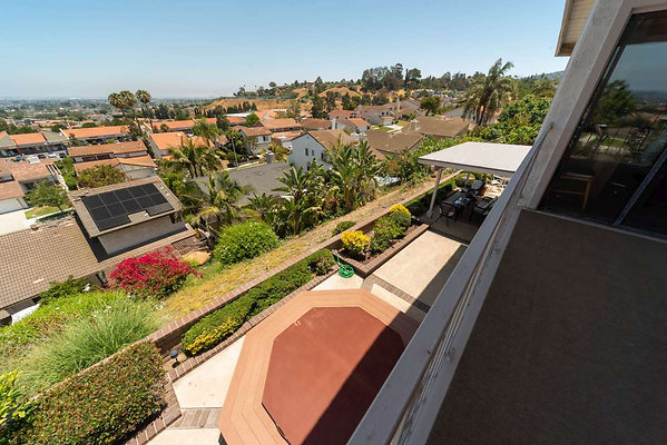 12828 balcony 4