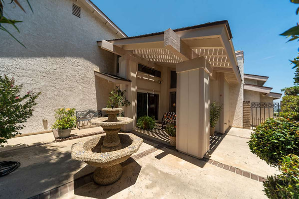 12828 patio 1