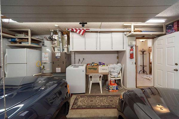 12828 garage 3