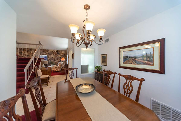 12828 dining 3