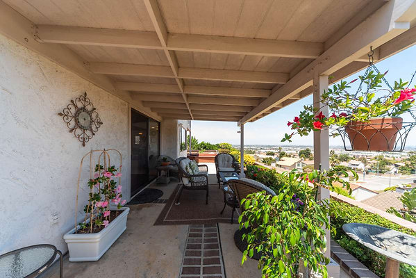 12828 balcony 6