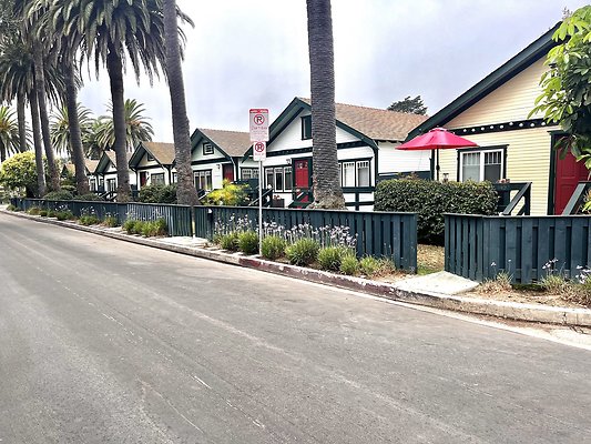Vencie - Cabrillo and Windward Bungalow Homes - 336 Windward Ave, Venice, CA 90291