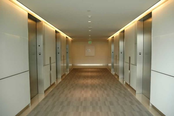 Lobby (10)