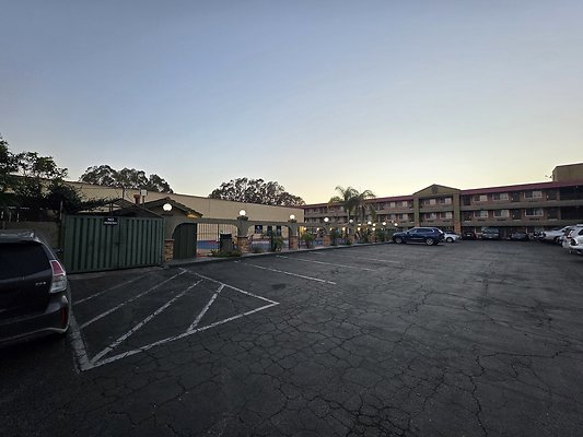 Motel 6 Pasadena