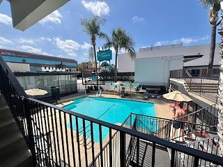 Sojourn Hotel 15485 Ventura Blvd Sherman Oaks 7764