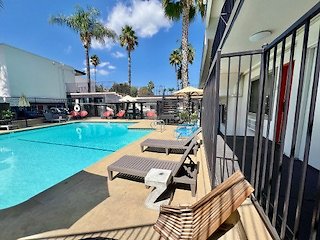 Sojourn Hotel 15485 Ventura Blvd Sherman Oaks 7752