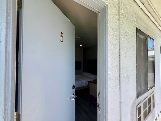Silver Saddle Motel 6235 Lankershim Blvd 7985