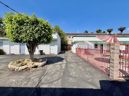 Silver Saddle Motel 6235 Lankershim Blvd 7956